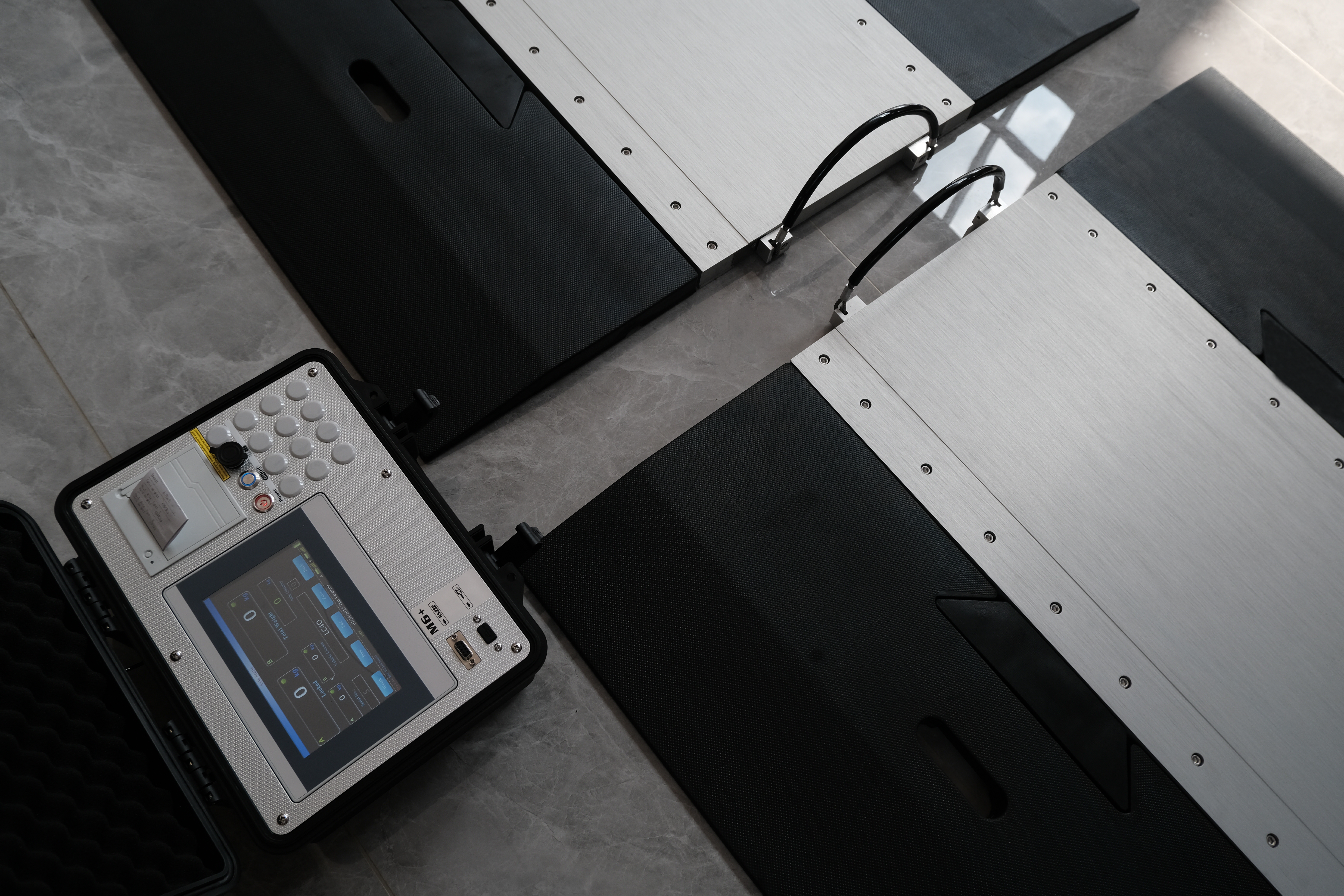 Դյուրակիր առանցքի կշեռք