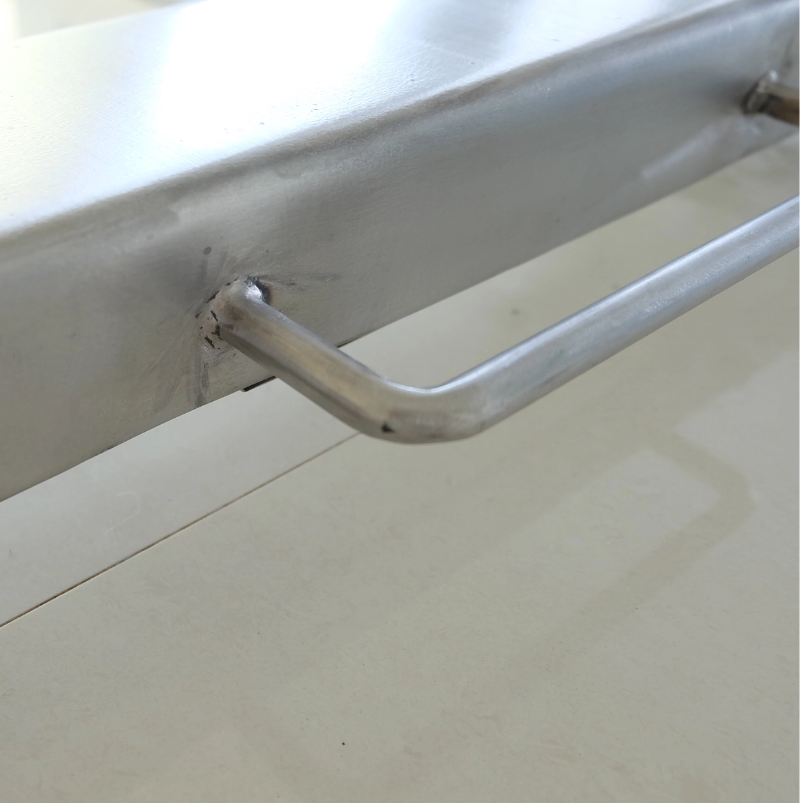 U хэлбэрийн шалны масштаб-Хенер масштаб