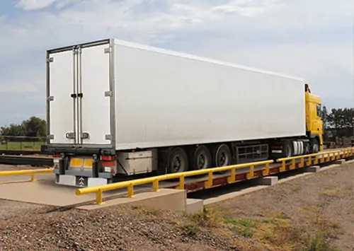 Lastbilsv&aring;g med flera plattformar-2